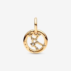 762715C01_V2_RGB
