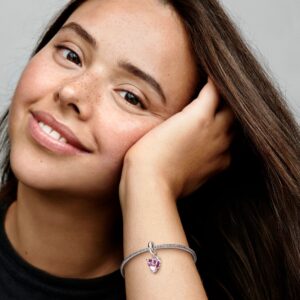 792654C01_ABC123_MODEL_eCOM_01_RGB